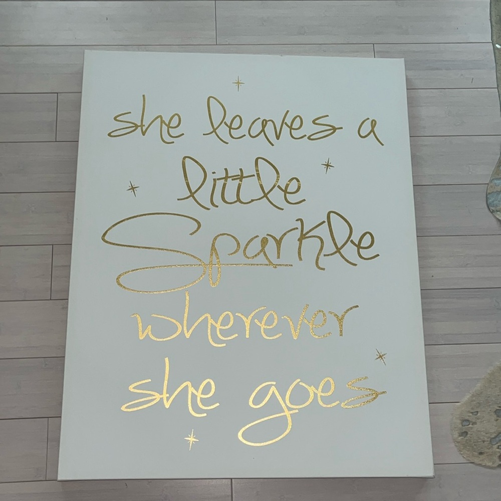 She Leaves A Little Sparkle Wherever She Goes Canvas